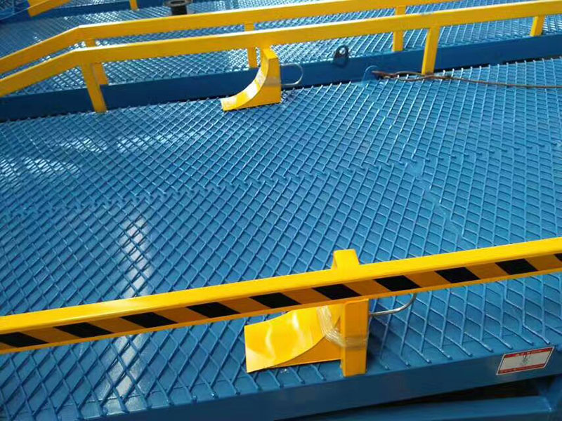 9211432707_994031168